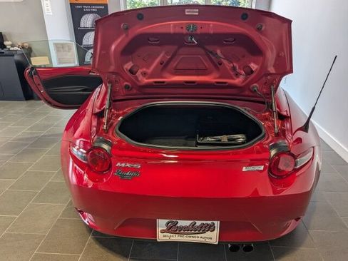 Used 2017 MAZDA MX-5 Miata RF Grand Touring RWD image 19