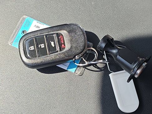 Certified 2023 Honda HR-V LX image 10
