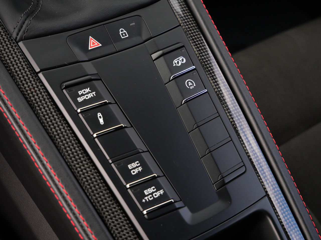 Used 2022 Porsche 718 Cayman GT4 RWD image 18