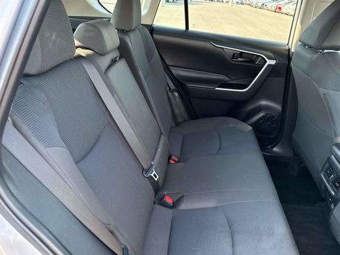 Used 2024 Toyota RAV4 LE AWD/4WD image 16