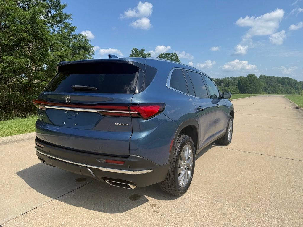 Used 2025 Buick Enclave Preferred w/ LPO, Floor Liner Package FWD image 3