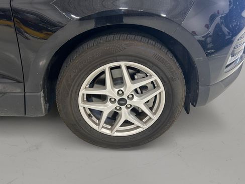 Used 2024 Ford Edge SEL AWD/4WD image 10