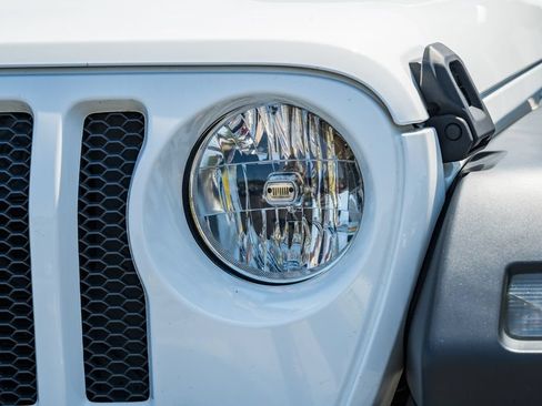 Used 2021 Jeep Wrangler Unlimited Sport AWD/4WD image 11