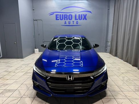 Used 2021 Honda Accord Sport image 2