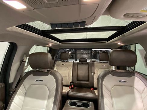 Used 2019 Ford F350 Limited image 27