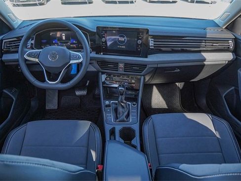 New 2026 Volkswagen Jetta SE image 18