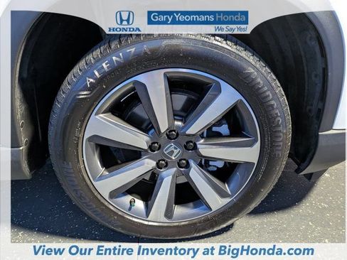 Certified 2024 Honda Pilot Touring image 15
