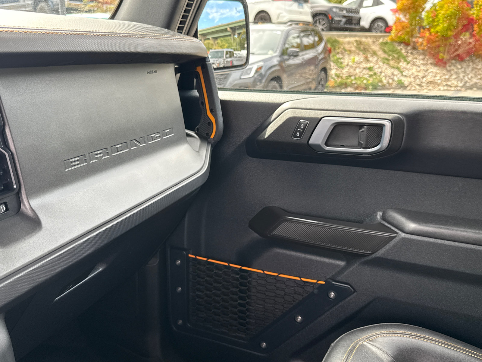 Certified 2024 Ford Bronco Badlands w/ Sasquatch Package AWD/4WD image 18