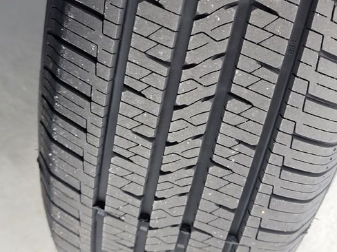 Used 2020 Toyota RAV4 XLE image 29