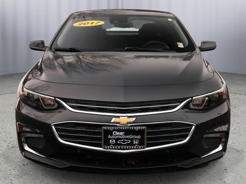 Used 2017 Chevrolet Malibu LT w/ Driver Confidence Package image 19