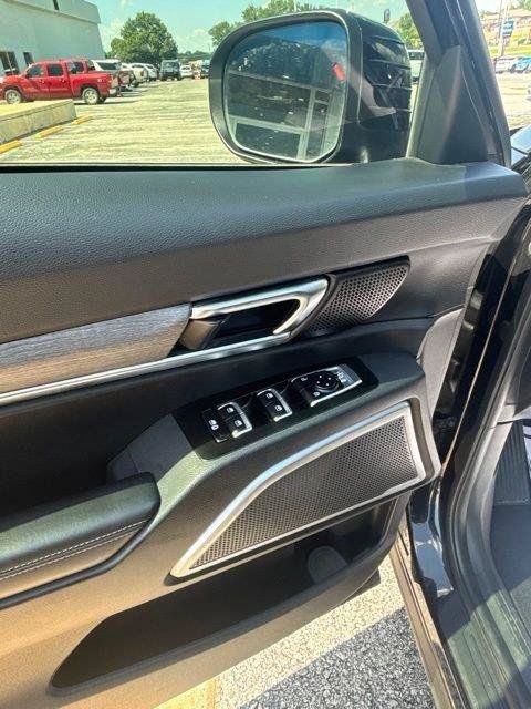 Used 2022 Kia Telluride EX w/ EX Premium Package FWD image 8