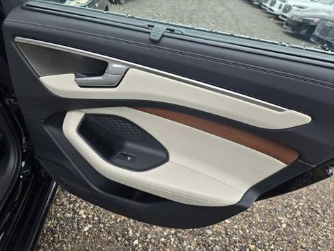 New 2026 Audi A6 Premium Plus image 13