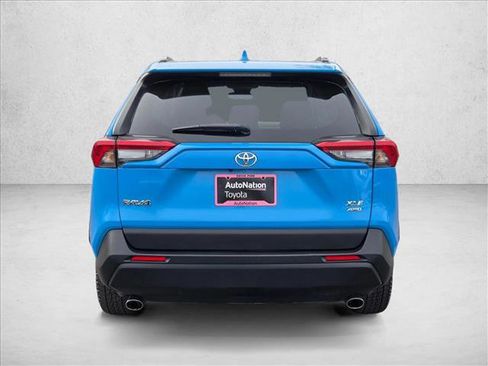 Used 2021 Toyota RAV4 XLE image 7