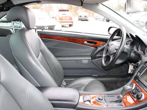 Used 2005 Mercedes-Benz SL 500 w/ AMG Sport Pkg image 19