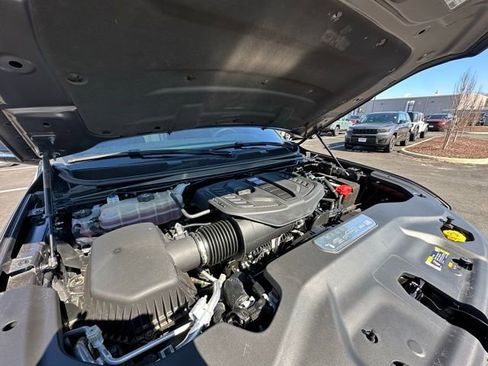 Used 2023 Jeep Wagoneer 4WD w/ Premium Group I image 16