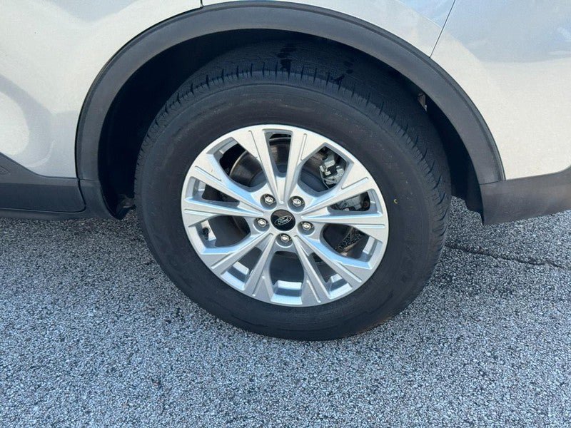 Used 2023 Ford Escape Active w/ Tech Pack #1 FWD image 7