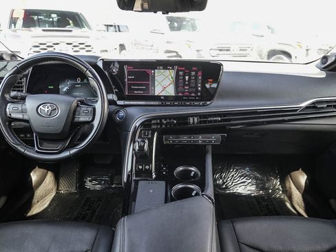 Used 2021 Toyota Mirai RWD image 12