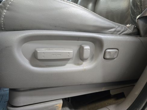 Used 2010 Honda CR-V EX-L image 24