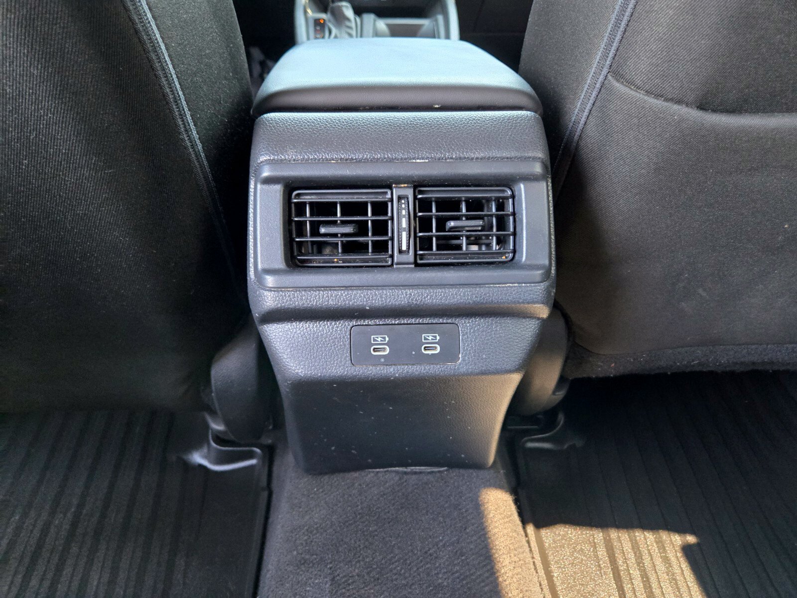 Used 2025 Honda Accord SE image 14