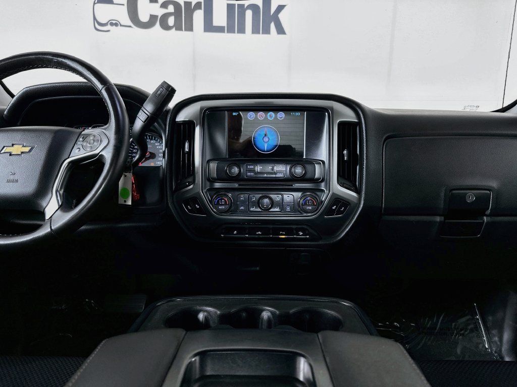 Used 2017 Chevrolet Silverado 1500 LT w/ Midnight Edition AWD/4WD image 27