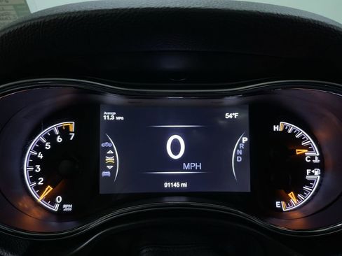 Used 2021 Jeep Grand Cherokee Limited w/ Luxury Group II image 20