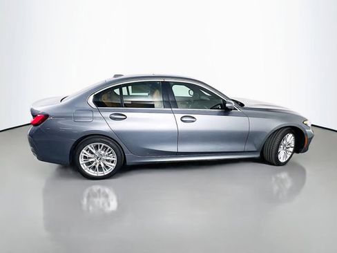 Used 2024 BMW 330i xDrive Sedan w/ Premium Package image 8