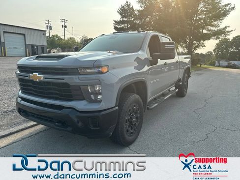 Used 2024 Chevrolet Silverado 2500 Custom w/ Custom Value Package AWD/4WD image 1