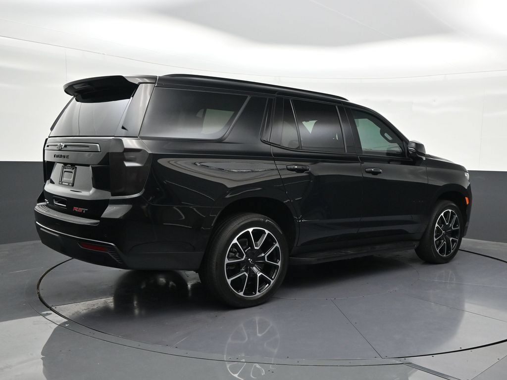 Used 2024 Chevrolet Tahoe RST w/ Luxury Package RWD image 5