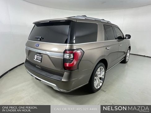 Used 2018 Ford Expedition Platinum RWD image 6