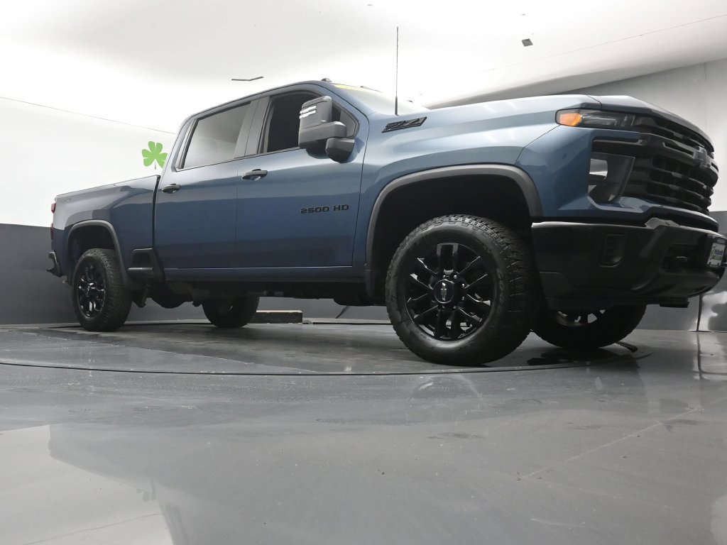 Used 2025 Chevrolet Silverado 2500 Custom AWD/4WD image 26