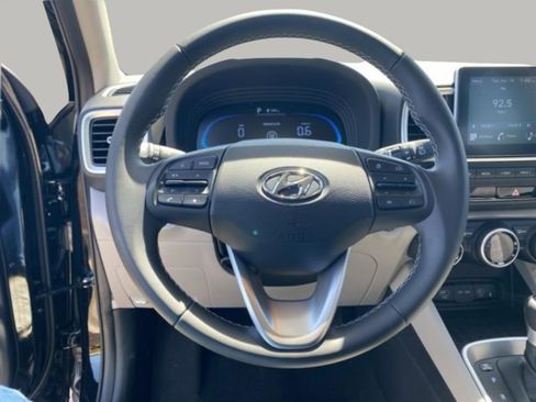 New 2026 Hyundai Venue SEL FWD image 16