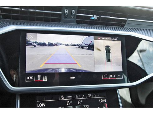 Used 2022 Audi S7 Prestige w/ Prestige Package image 25