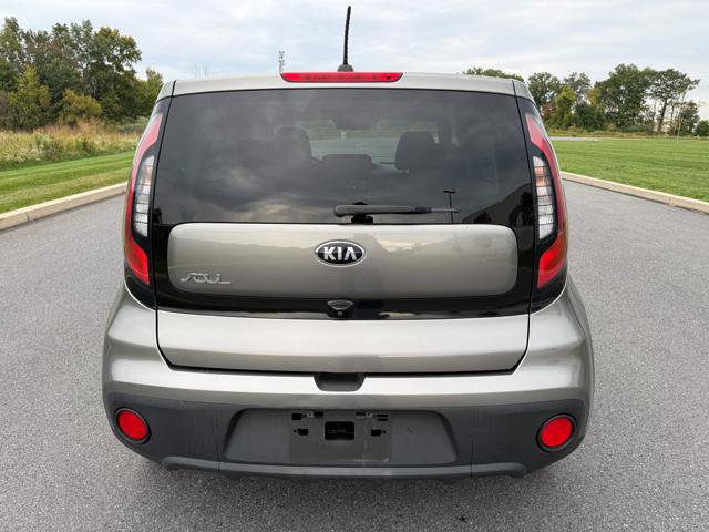 Used 2018 Kia Soul w/ Convenience Package FWD image 7