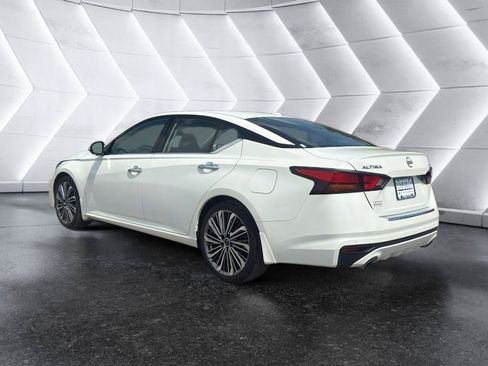 Used 2023 Nissan Altima 2.5 SL FWD image 5