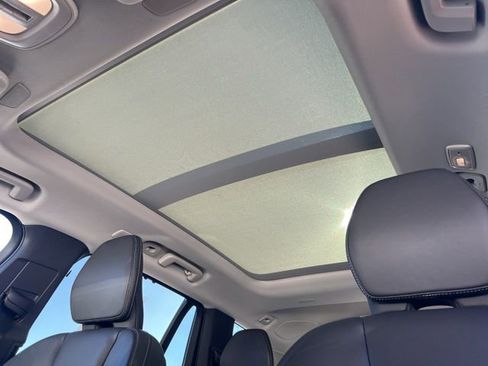 Certified 2024 Volvo XC90 B6 Ultimate image 31