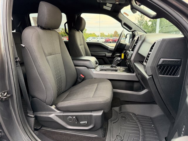 Used 2018 Ford F150 XLT w/ Equipment Group 302A Luxury AWD/4WD image 18