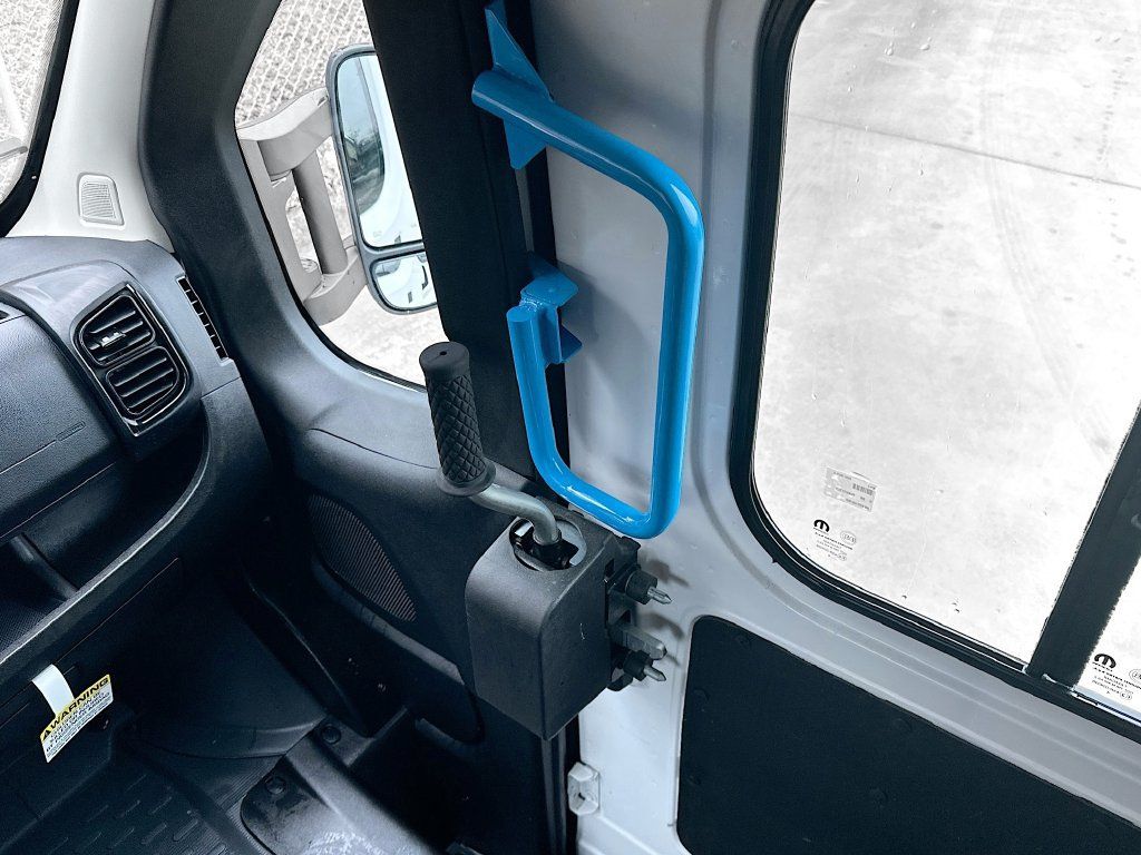 Used 2024 RAM ProMaster 3500 w/ Delivery Van Package FWD image 21
