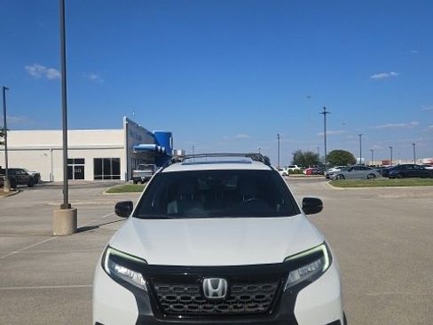 Used 2020 Honda Passport Elite image 3