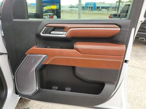 Used 2024 GMC Sierra 3500 Denali Ultimate image 6