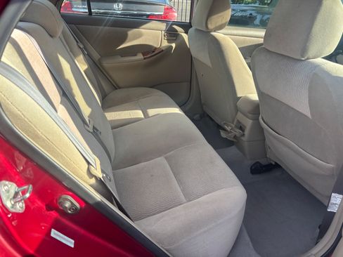 Used 2006 Toyota Corolla LE FWD image 11