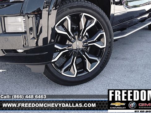 New 2025 GMC Sierra EV Denali image 9