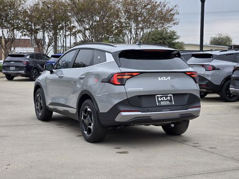 New 2026 Kia Sportage EX w/ EX Panorama Roof Package image 3