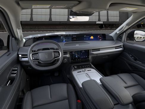 New 2026 Lincoln Navigator Reserve AWD/4WD image 9