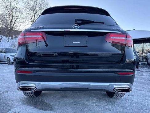 Used 2019 Mercedes-Benz GLC 300 4MATIC image 14