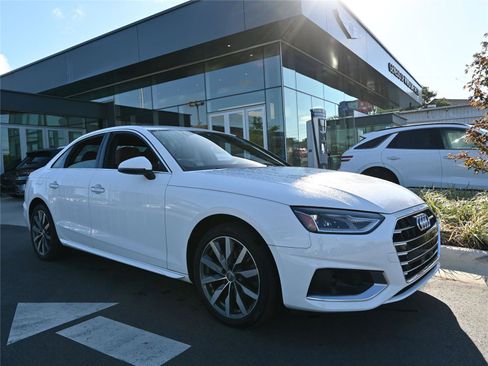 Used 2020 Audi A4 2.0T Premium w/ Convenience Package image 3