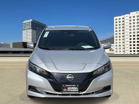 Used 2023 Nissan Leaf S FWD image 2