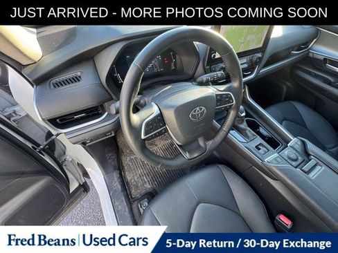 Used 2024 Toyota Grand Highlander XLE image 12