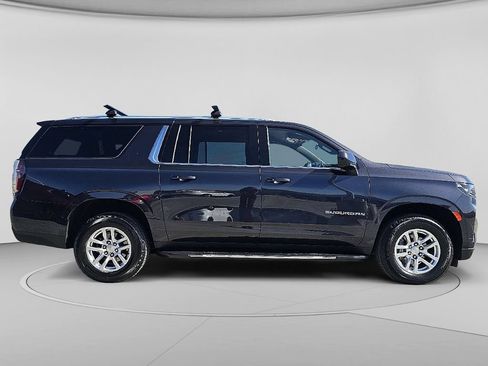 Used 2022 Chevrolet Suburban LS w/ Driver Alert Package AWD/4WD image 9