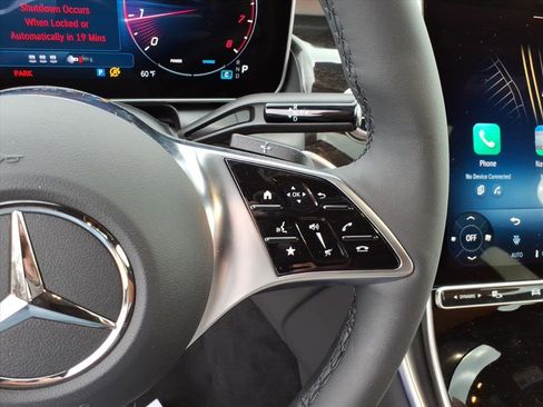 Used 2026 Mercedes-Benz GLC 300 4MATIC image 17