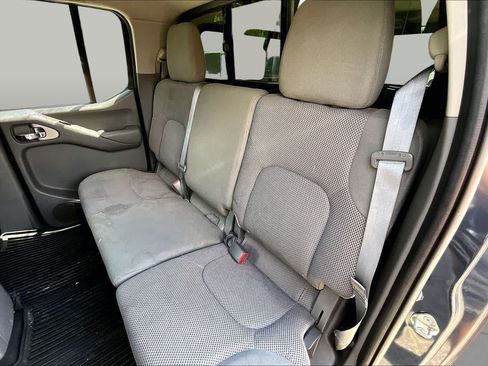 Used 2020 Nissan Frontier SV AWD/4WD image 21